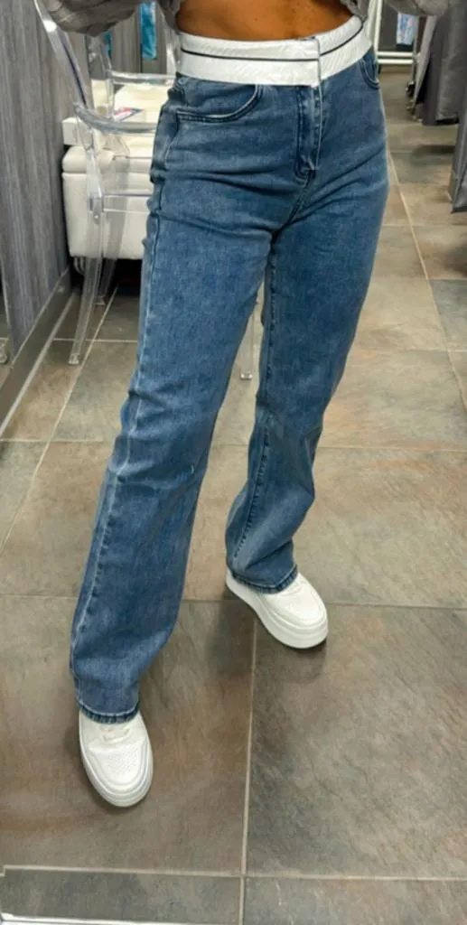 0012 Folded waistband stretch denim jeans