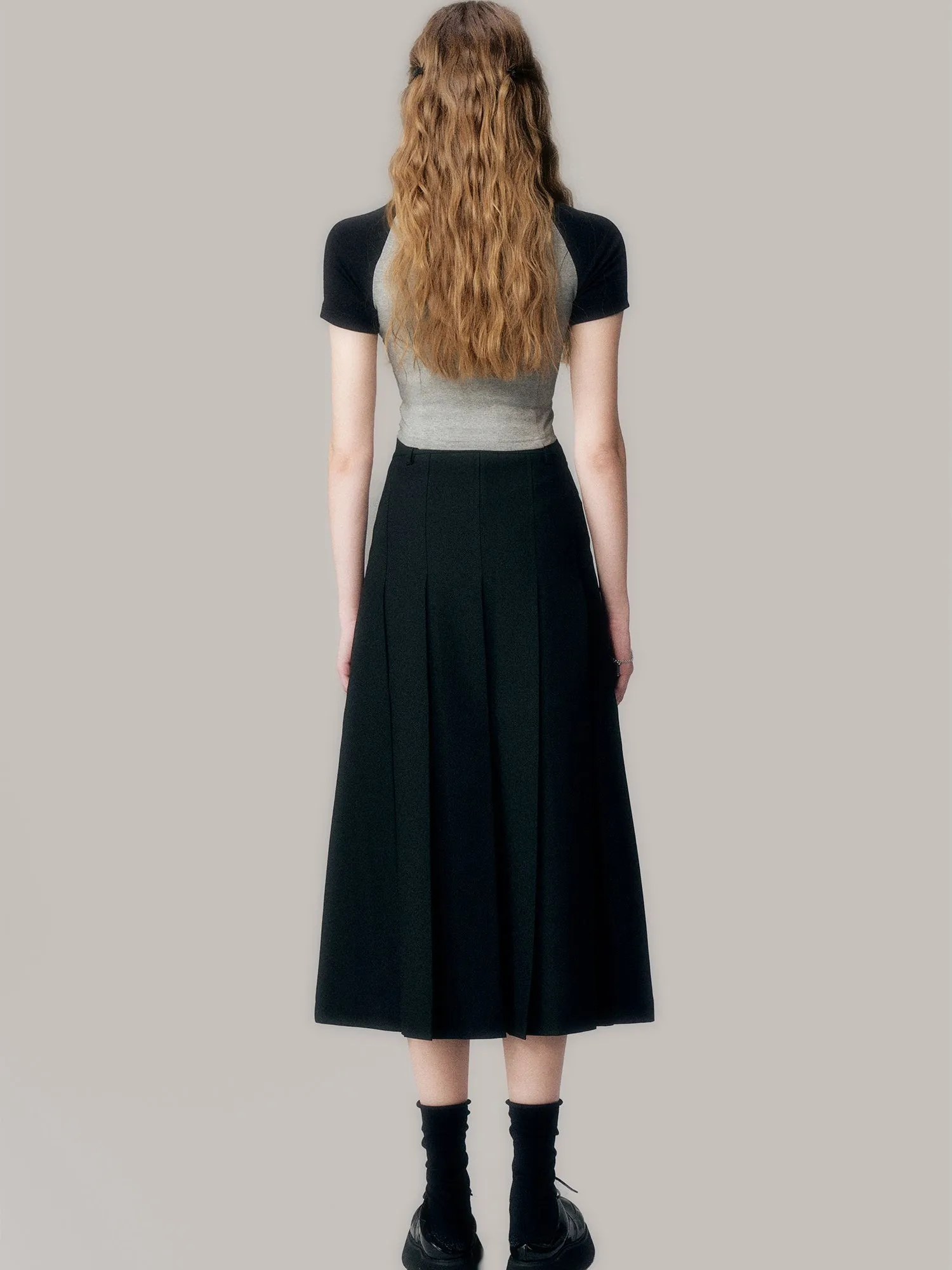 College Style Pleated Long Skirt