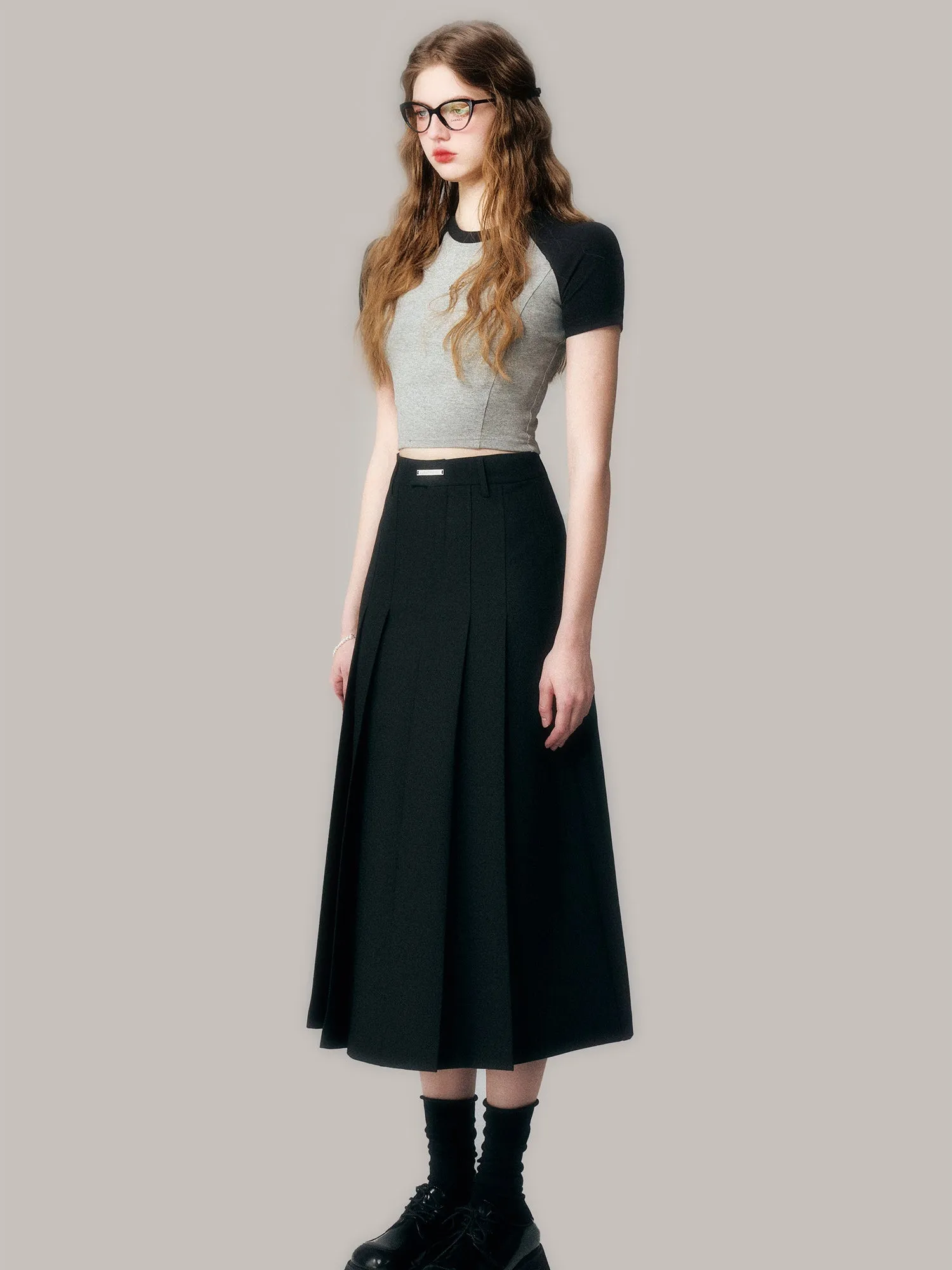 College Style Pleated Long Skirt
