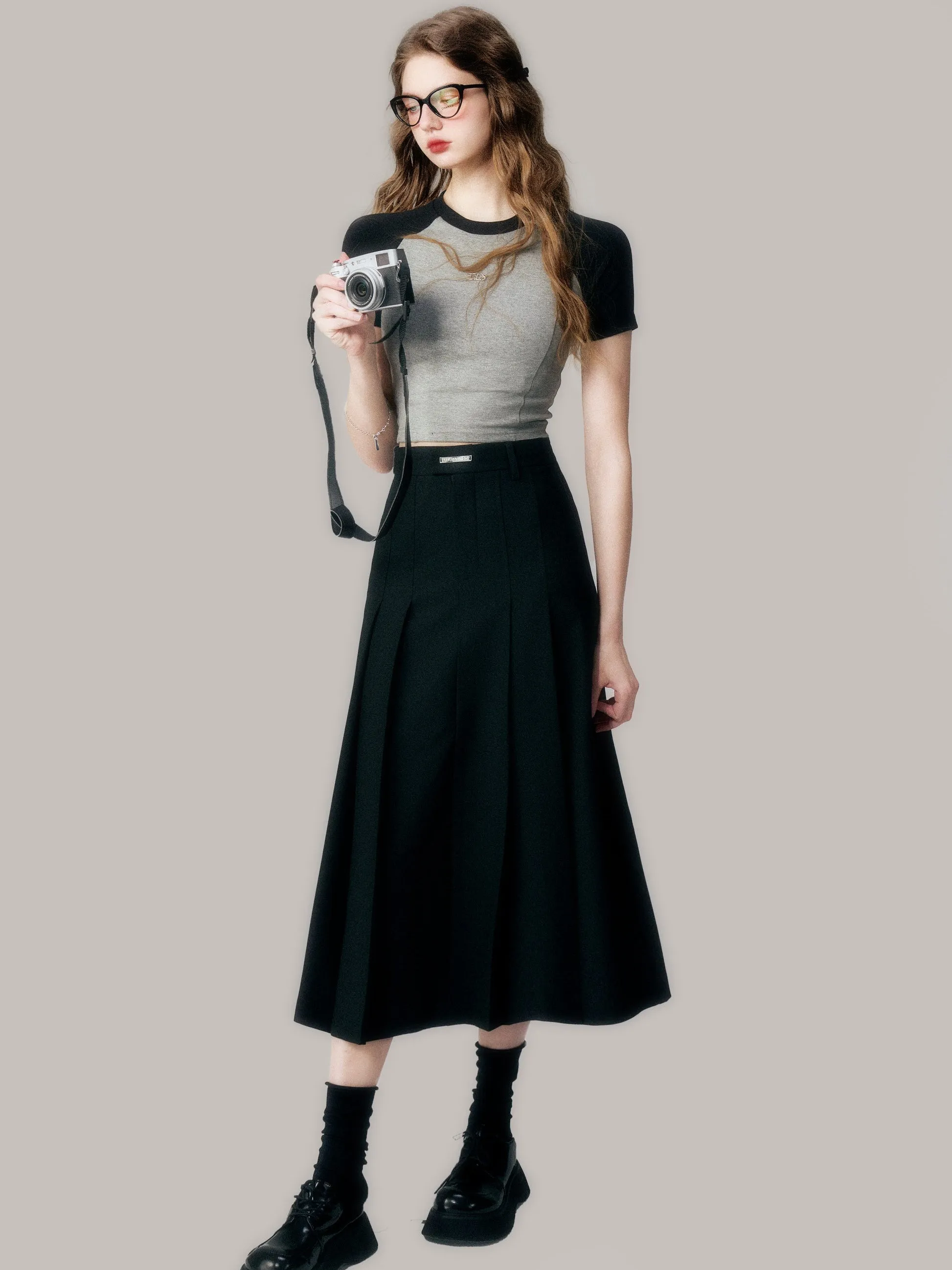 College Style Pleated Long Skirt