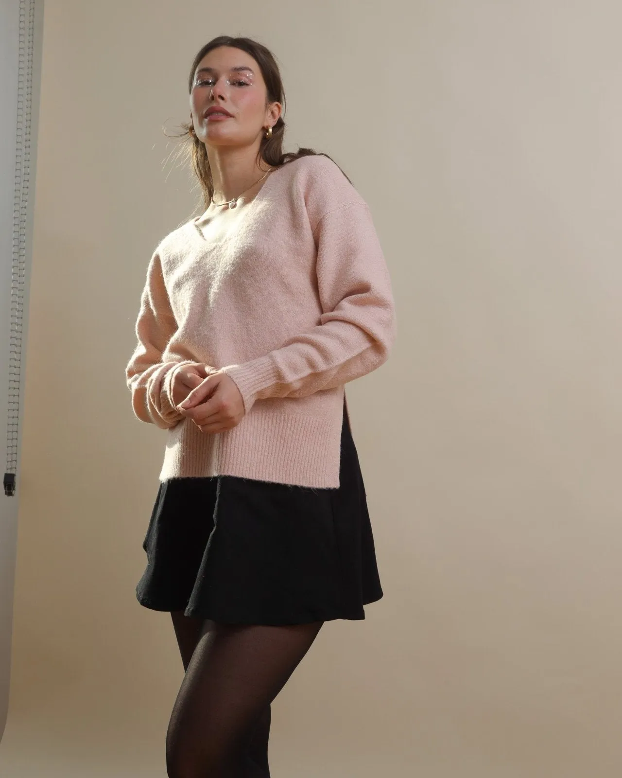 Light Pink Split Hem Balloon Sleeve V-Neck Sweater