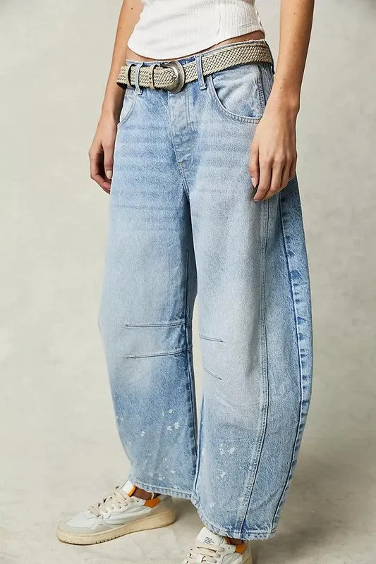 Mid Rise Barrel Jeans