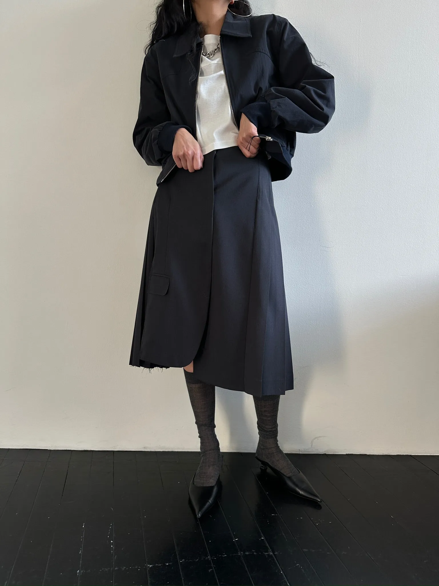 Side pleated skirt