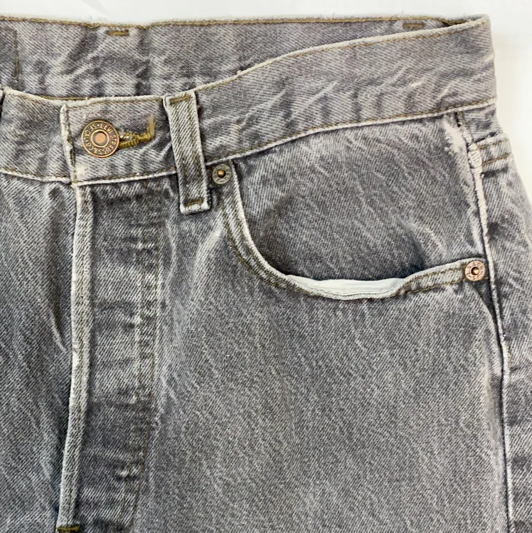 Vintage 1980s 501 Levi’s Grey Denim Pant - W31