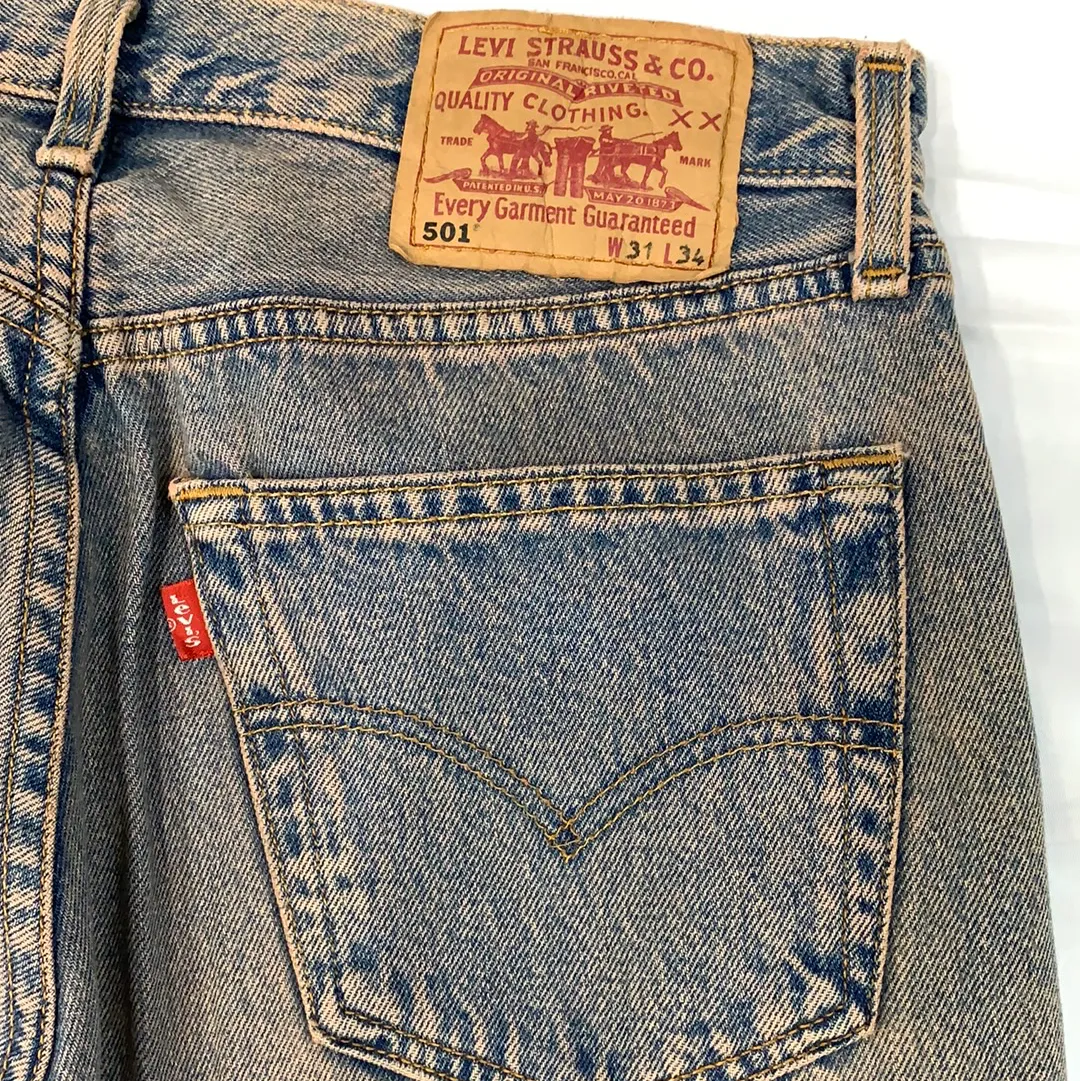 Vintage Levi’s 501 Denim Jeans - 31in